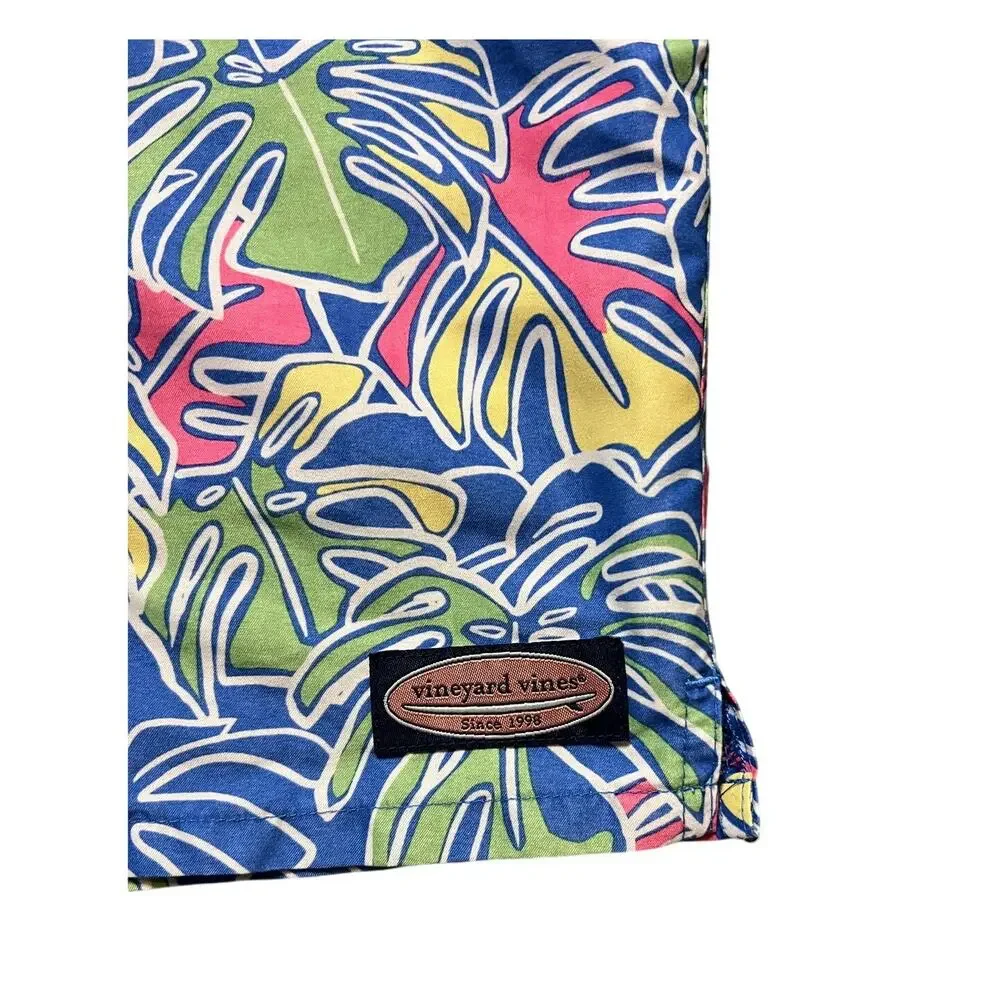 Vineyard Vines dive into